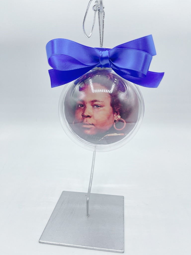 Floating Photo Christmas Ornament